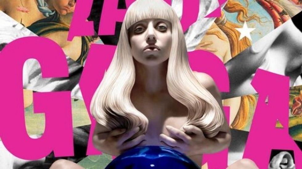 lady gaga konfirmohet si fytyr euml e versace hd