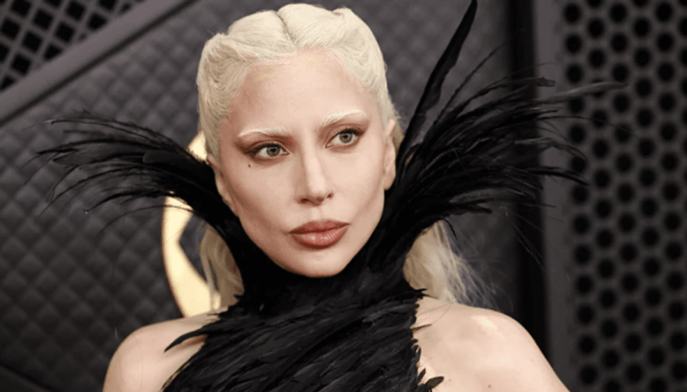 Lady Gaga anulon performancën e fundit në turne: Po luftoj me një infeksion respirator, më vjen keq