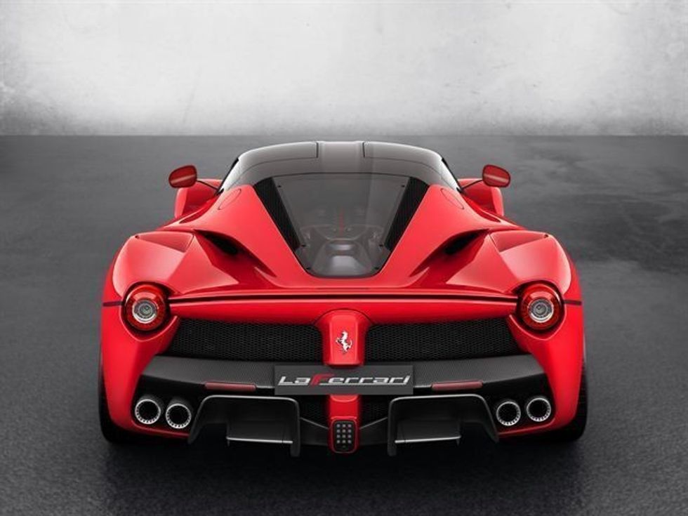 LaFerrari rrezikon të asgjësohet për shkak të lëvizjes ilegale foto 5