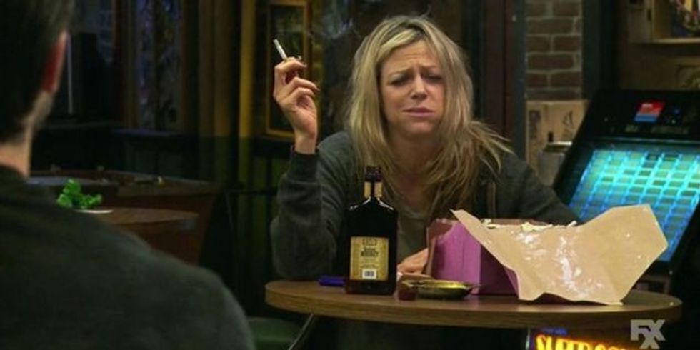 landscape 1466084818 sweet dee sunny philadelphia