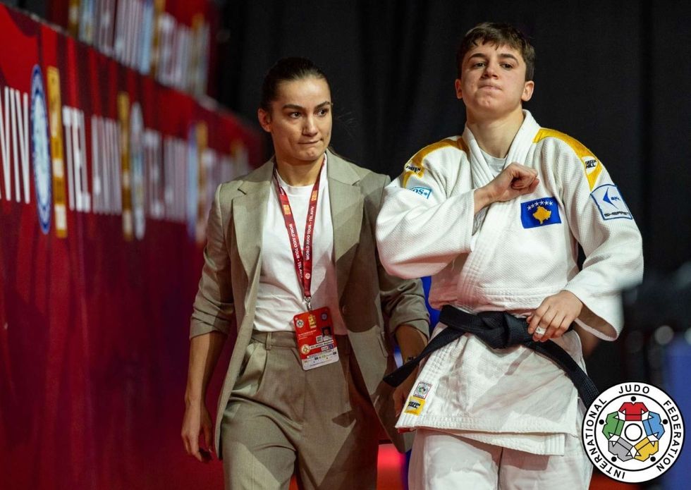 Laura Fazliu Majlinda Kelmendi