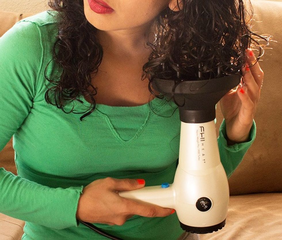 lazy girls guide to diffusing hair sit curls in diffuser