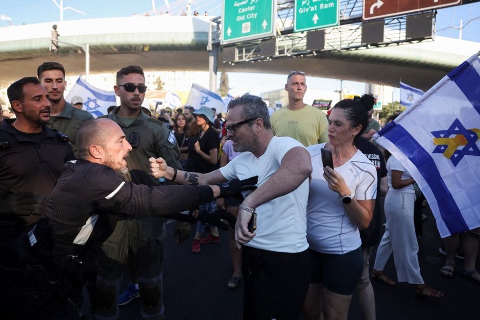 lcimg 3d54b1b7 1166 457c bbc1 3ea1b302af39