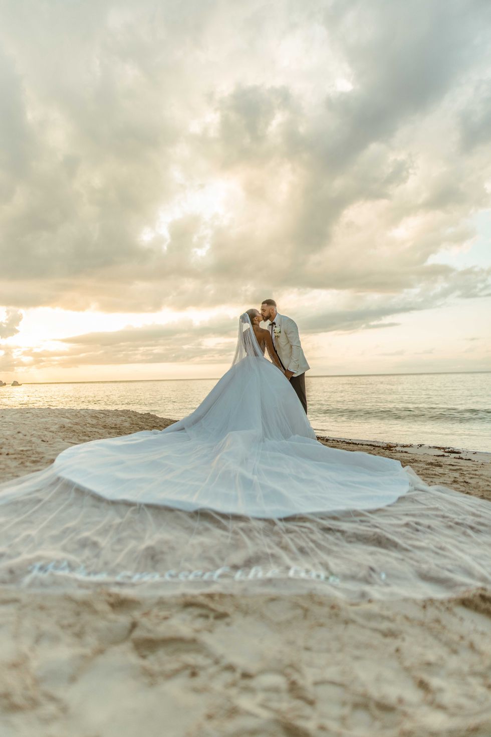 leigh anne pinnock andre gray 835343114