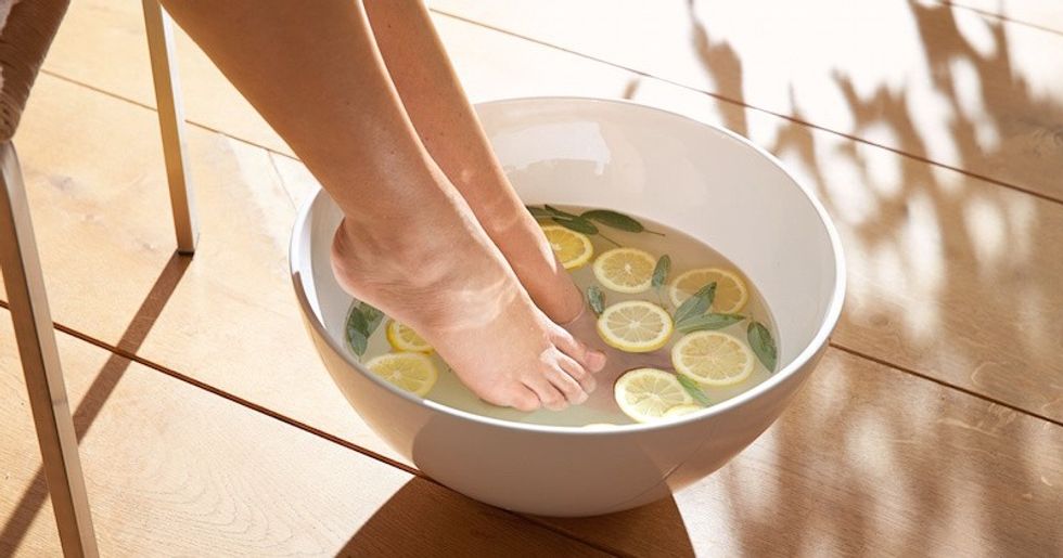 lemon footbath