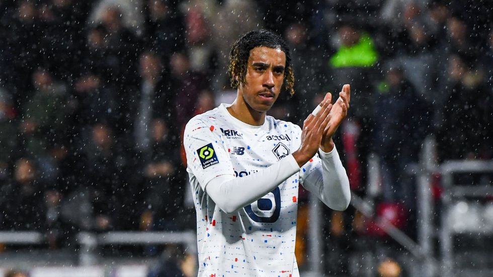 Leny Yoro defenseur du Losc le 10 decembre 2023 1769283