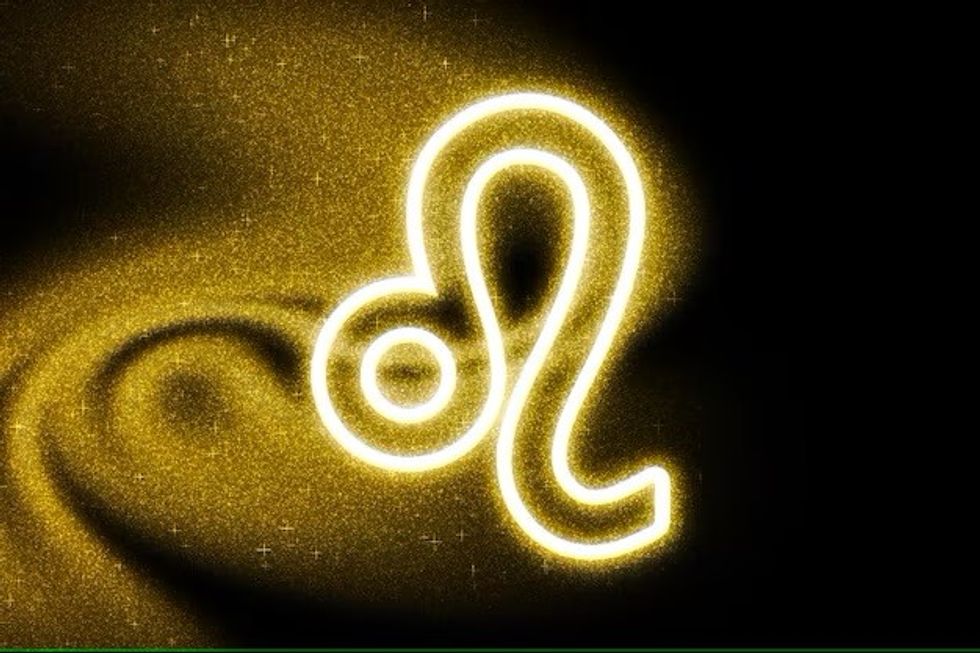 leo zodiac sign gold glitter horoscope
