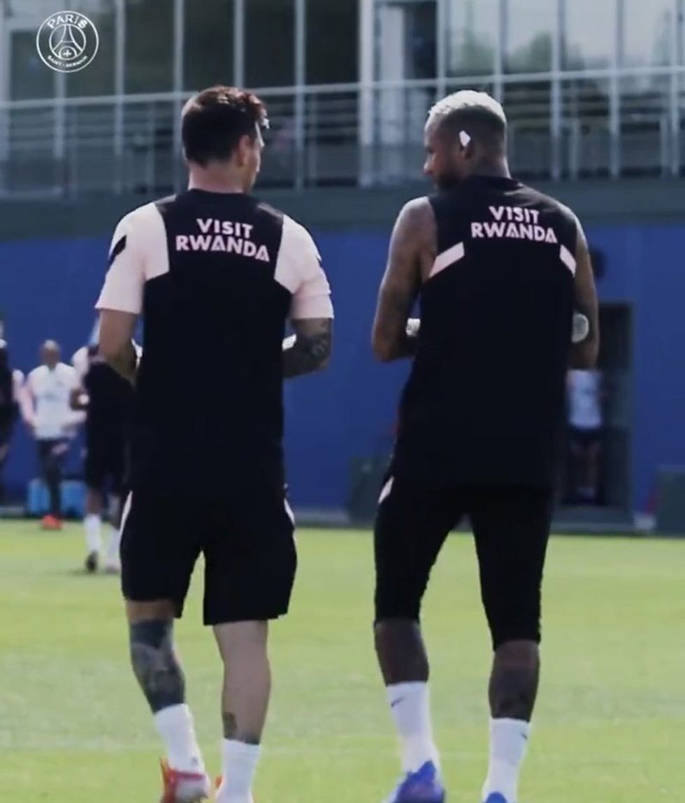 leo1 4 e1628925090297