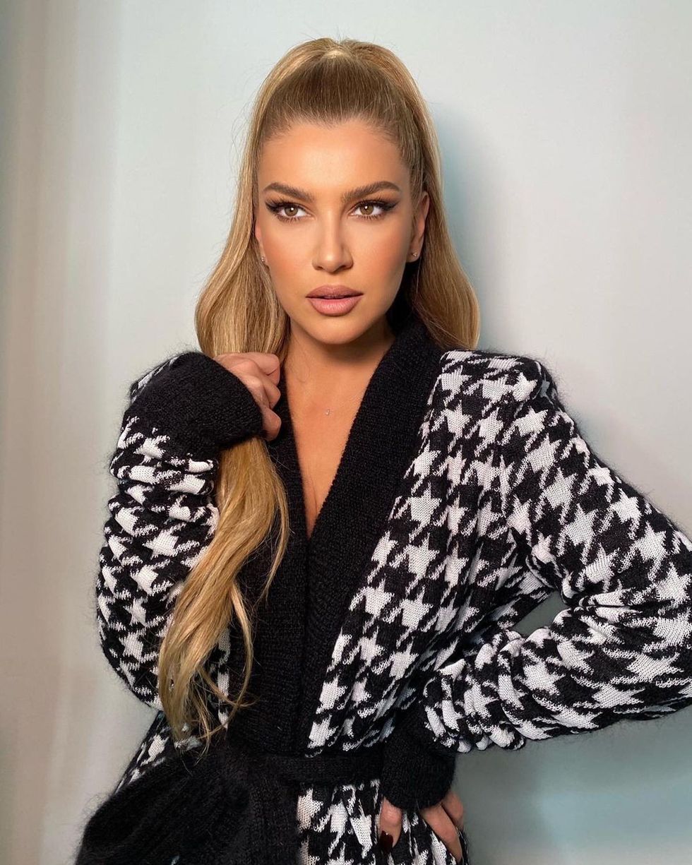 leonorajakupi 121649309 116727546719700 1582888118755405015 n 1