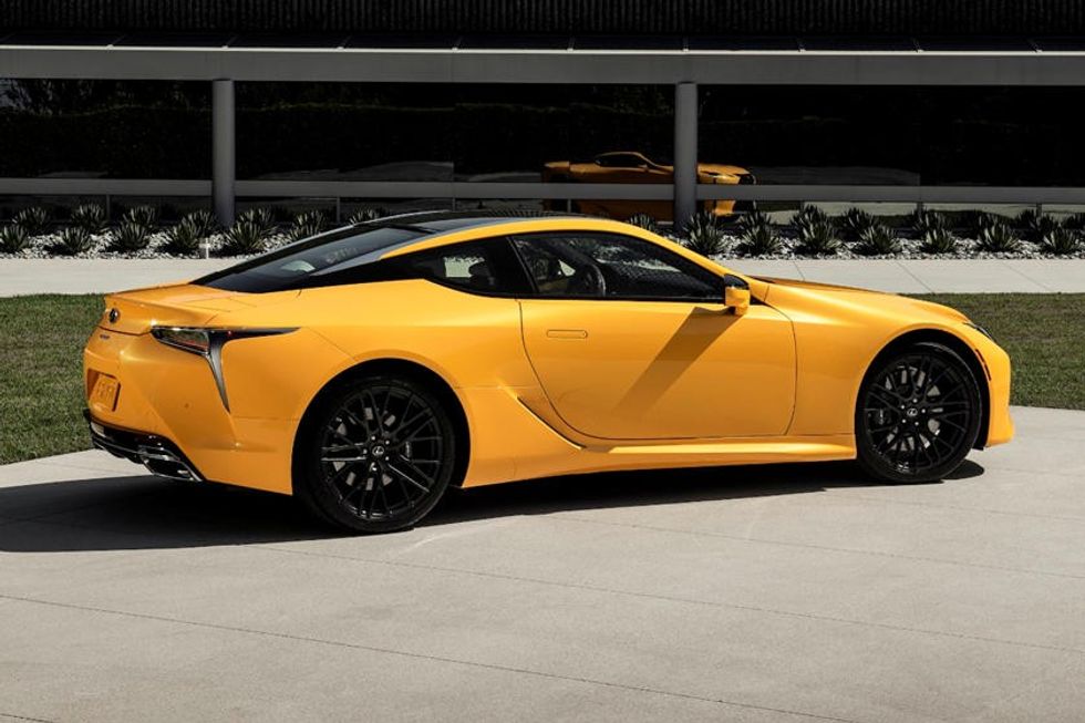 Lexus foto 2 1