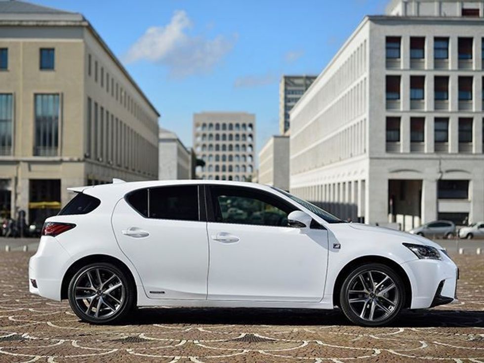 Lexus largon nga prodhimi modelin më të papëlqyer ndonjëherë foto 3