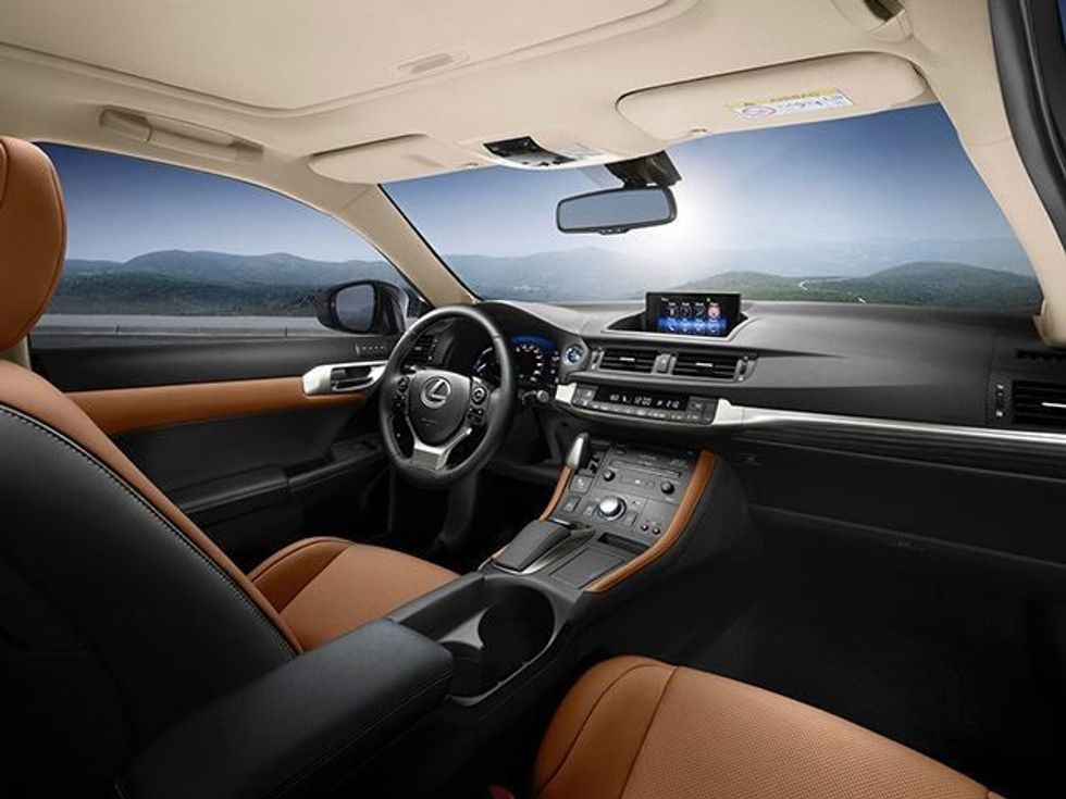 Lexus largon nga prodhimi modelin më të papëlqyer ndonjëherë foto 5