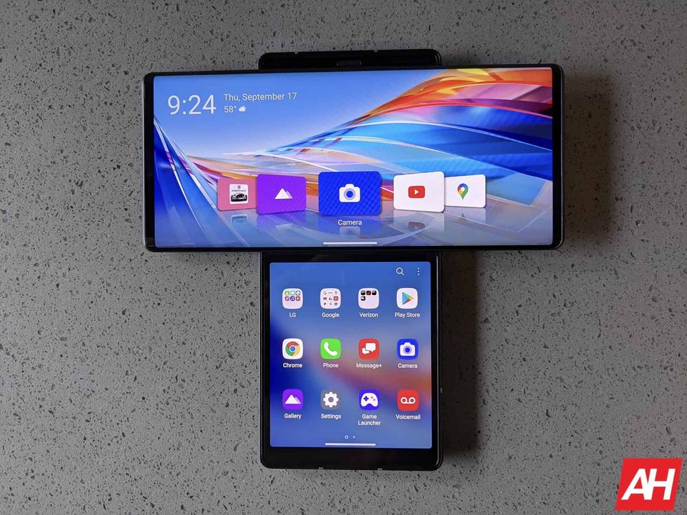 LG Wing Hands On AM AH 2 6