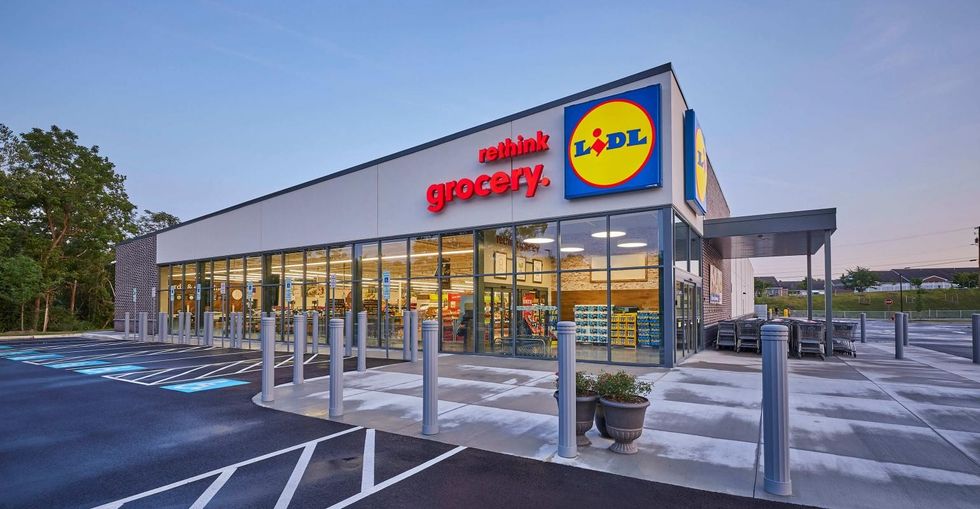 Lidl US store exterior