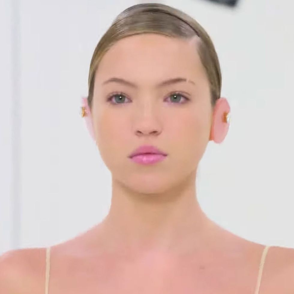 lila moss at miu miu s2021