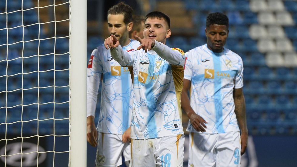 Lindon Selahi scaled