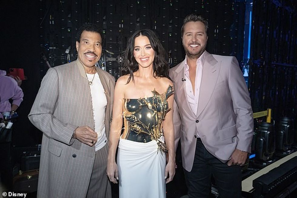 Lionel, Katy dhe Luke kanë qenë gjyqtarë së bashku në American Idol që kur shfaqja u zhvendos në ABC nga Fox