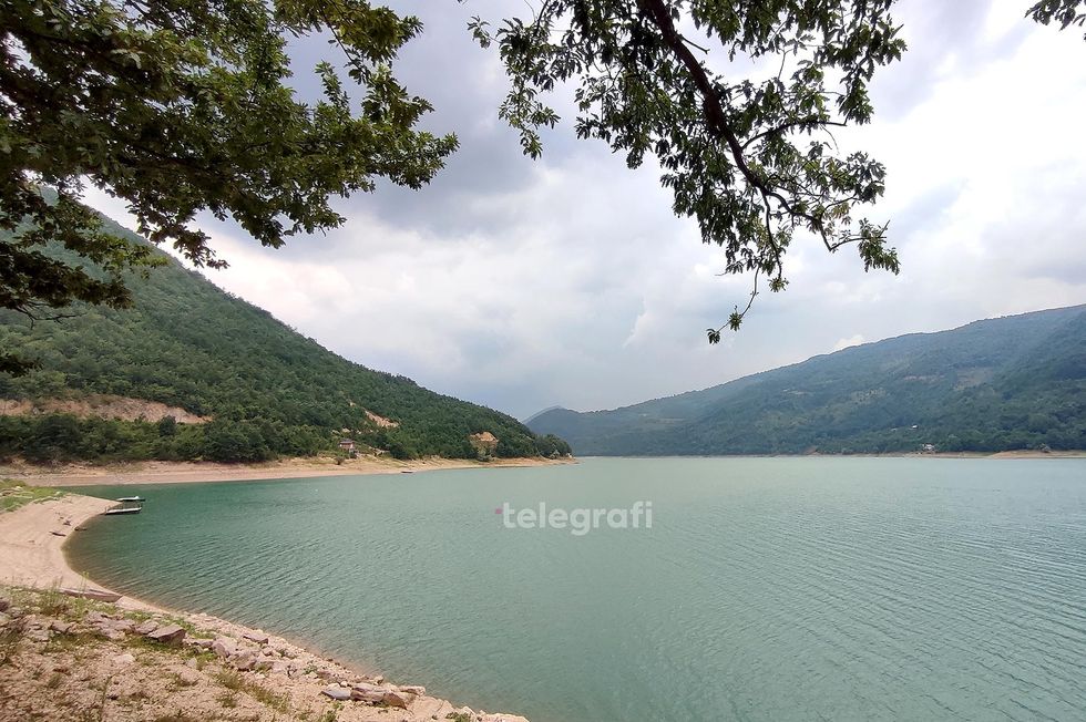 Liqeni i Ujmanit foto Ridvan Slivova 1