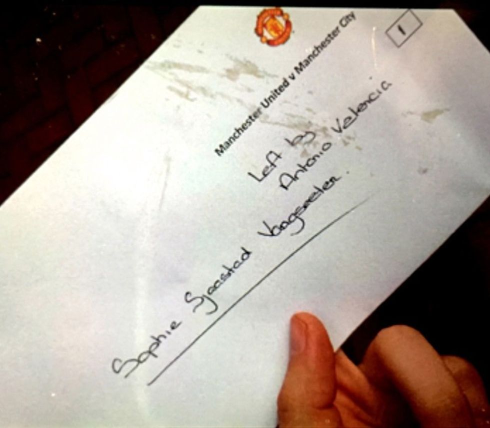 Lojtari ia kishte siguruar edhe biletën për ta shikuar lojën.