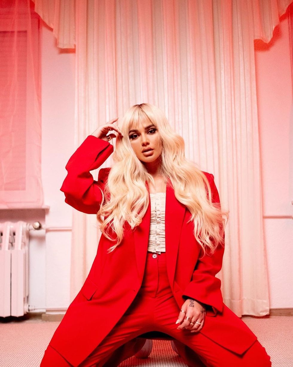 loredana 87325524 232027844621872 1752574976931444890 n