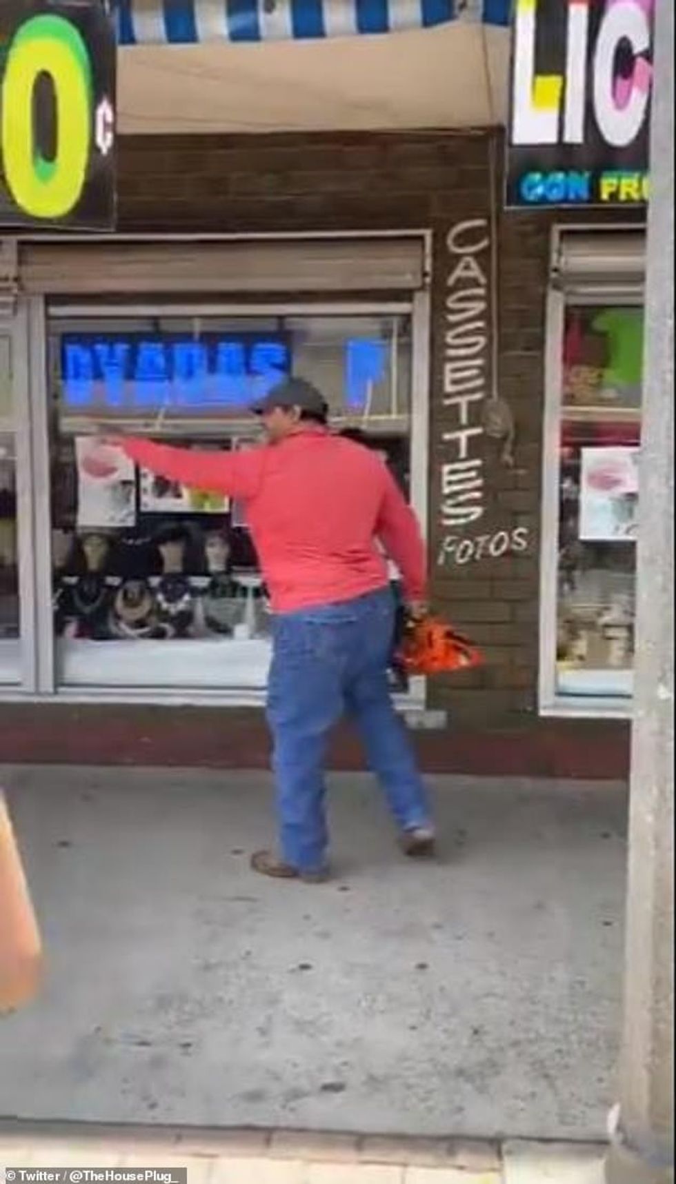 Lorena Houghton: ''I think that the exact point they were trying to make is that they didn¿t think that Black Lives Matter was necessary here, but I think he disproved his own point by violently attacking people that were walking on the street'