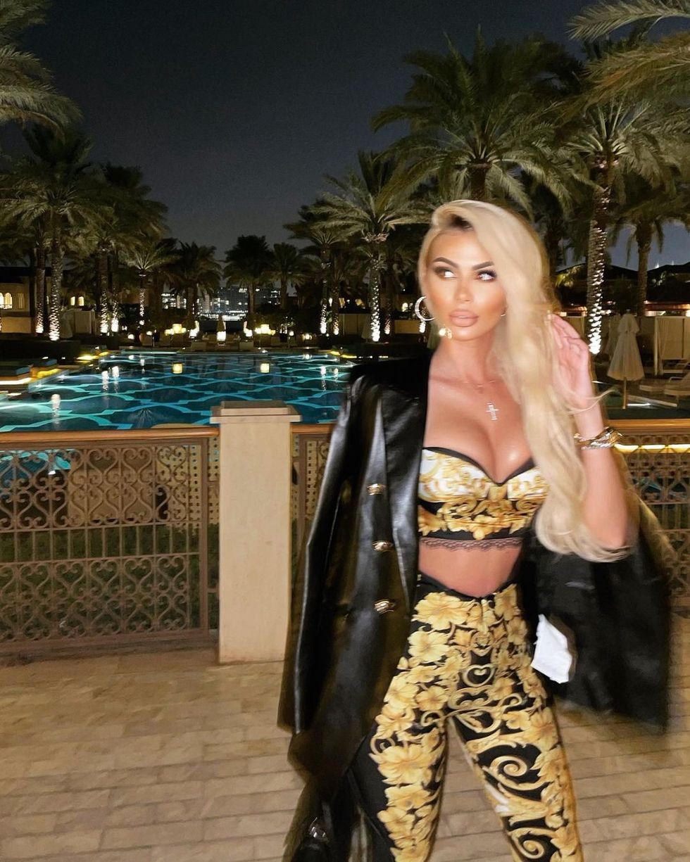 luanavjollca 1486405144238798686947705438472827237572693n