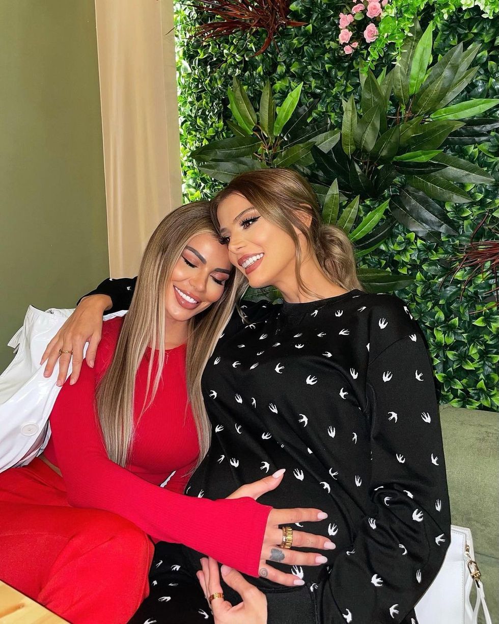 luanavjollca 245936296 568574637740874 6784357277876956129 n