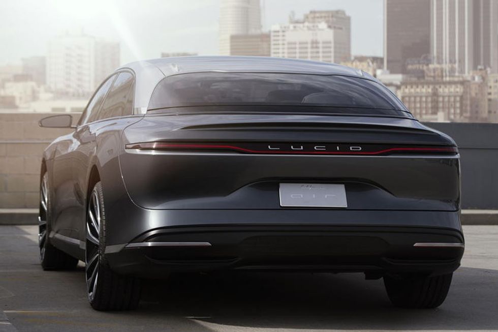 Lucid foto 5