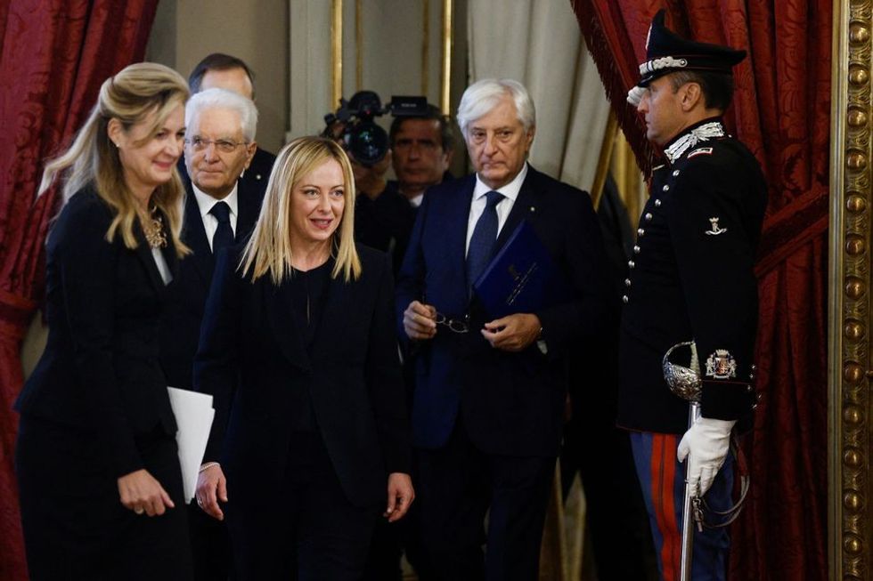 LYTWUGJYSFMO5HLATRS67HDD4U