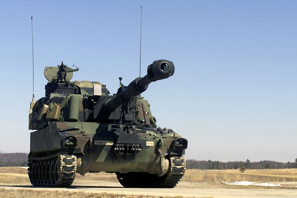M109A6 Paladin front ID DA SD 03 07467 scaled