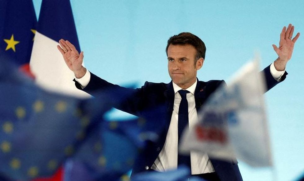 MACRON e1650820976956