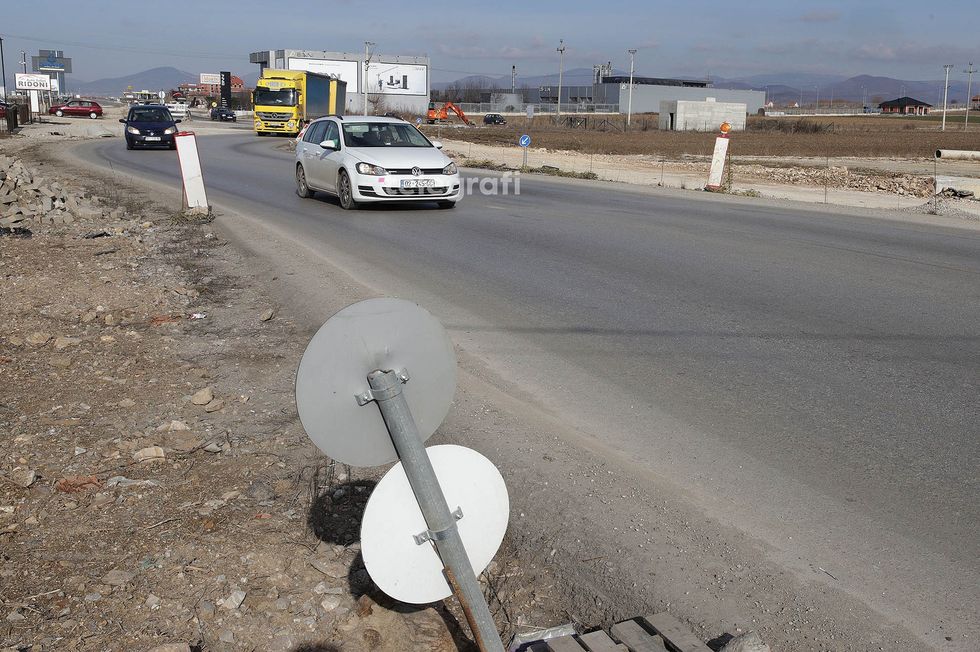 Magjistralja Prishtine Vushtrri Mitrovice foto Ridvan Slivova 7
