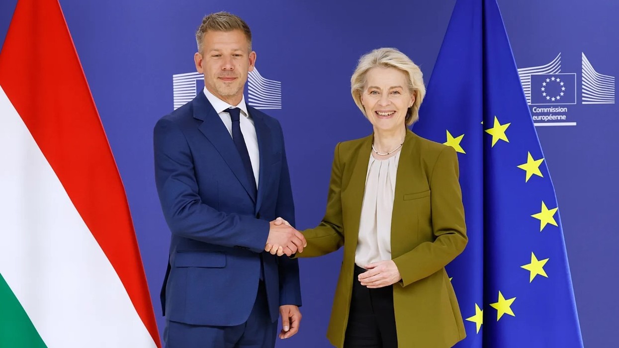 Magyar thotë se paratë e BE-së do të mbërrijnë në Hungari 'së shpejti' pas takimit me von der Leyen