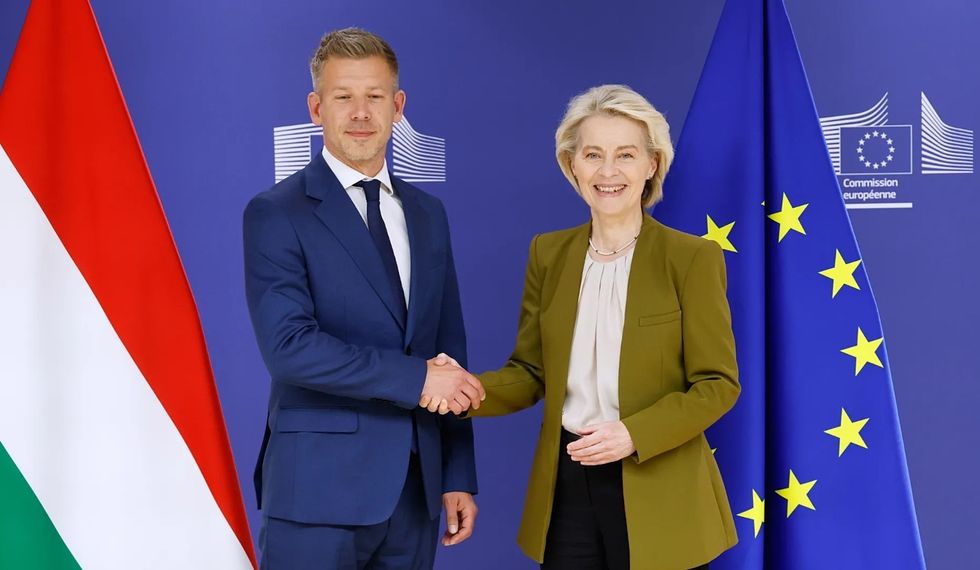 Magyar thotë se paratë e BE-së do të mbërrijnë në Hungari 'së shpejti' pas takimit me von der Leyen