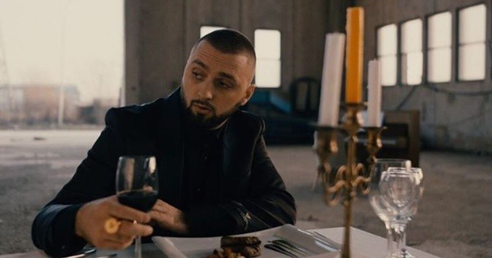 Majk gjatë xhirimeve të klipit të ri