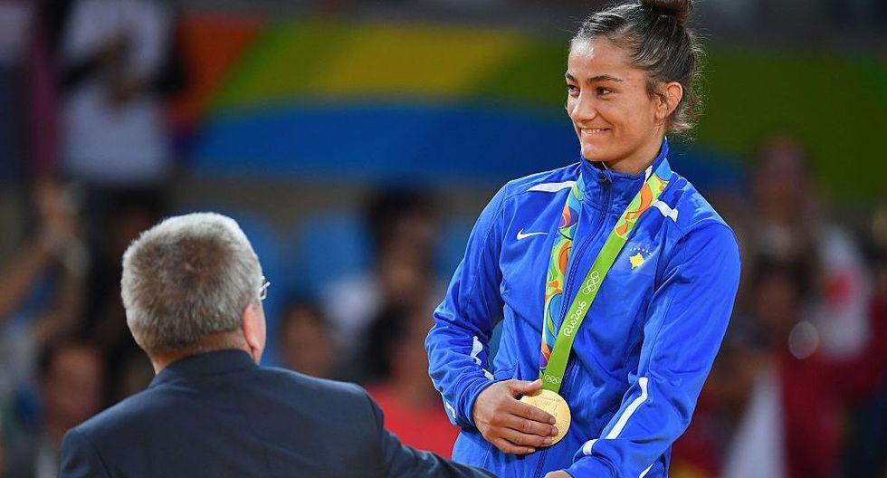 MajlindaKelmendi7 e1492617690463