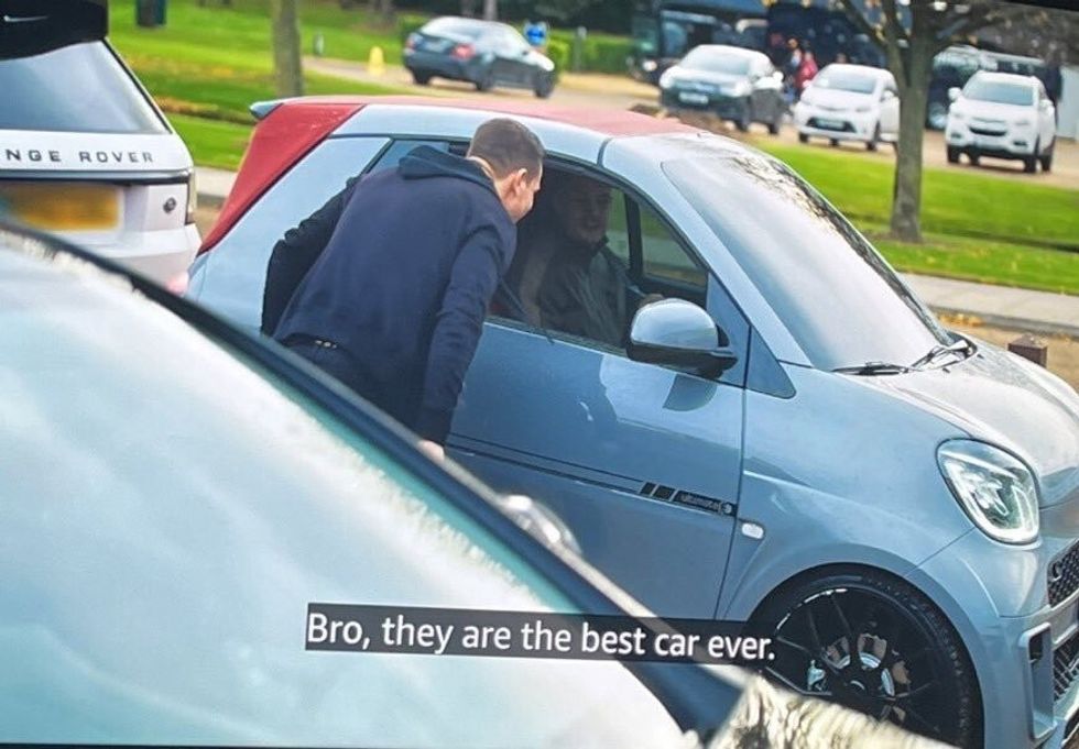 Makina besohet të jetë një Brabus Ultimate E