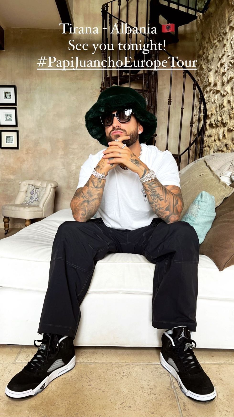 maluma 275655621 1702863150044760 1559294294279308389 n