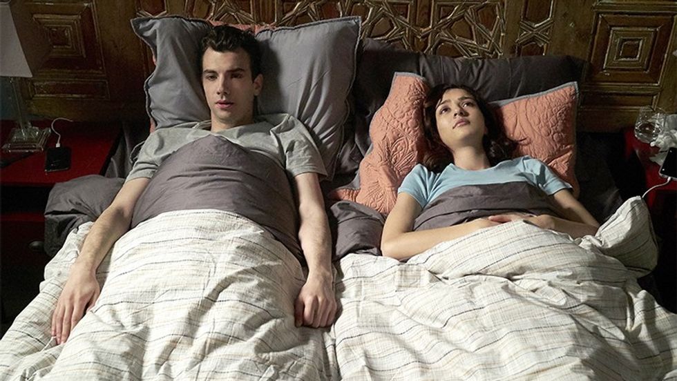 man seeking woman katie findlay jay baruchel season 3