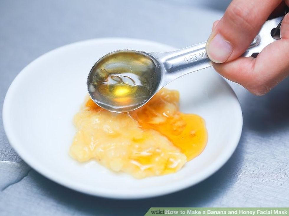 Manuka honey water and banana