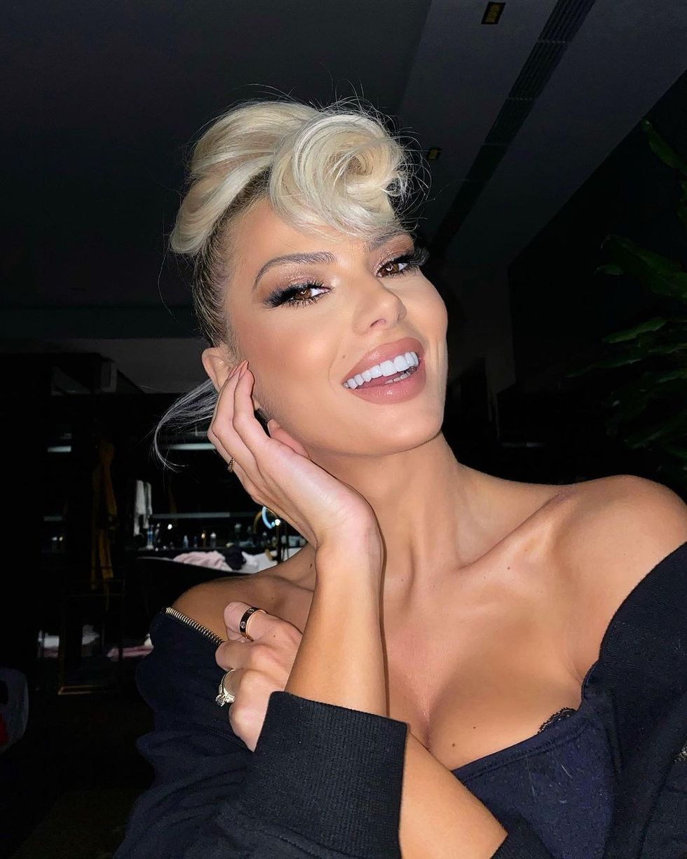 marina vjollca 125544439 170352381407901 4485172872744231377 n