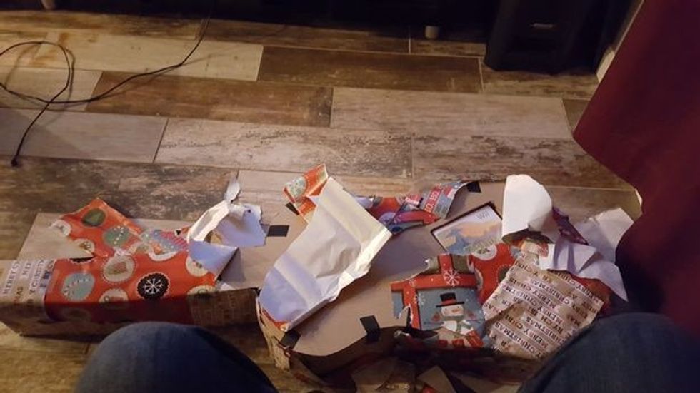 Mashtroi vëllanë se i ka blerë kitarë realiteti doli te jete shume me ndryshe foto 2