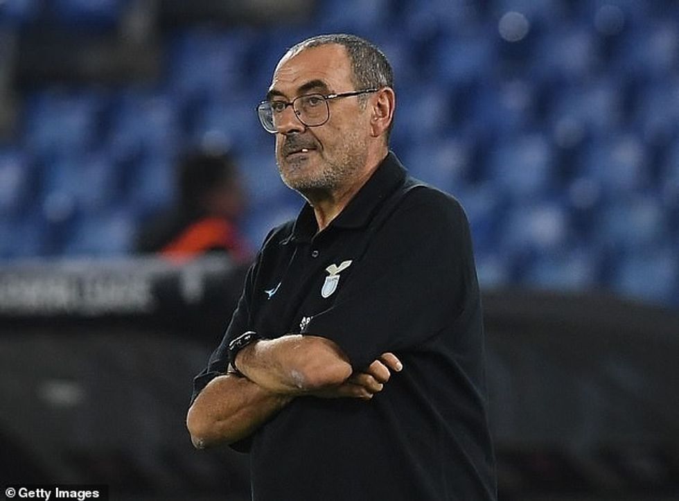 Maurizo Sarri paralajmëron Lazion se mund të kenë nevojë për një trajner tjetër për të luajtur në fushën e stadiumit