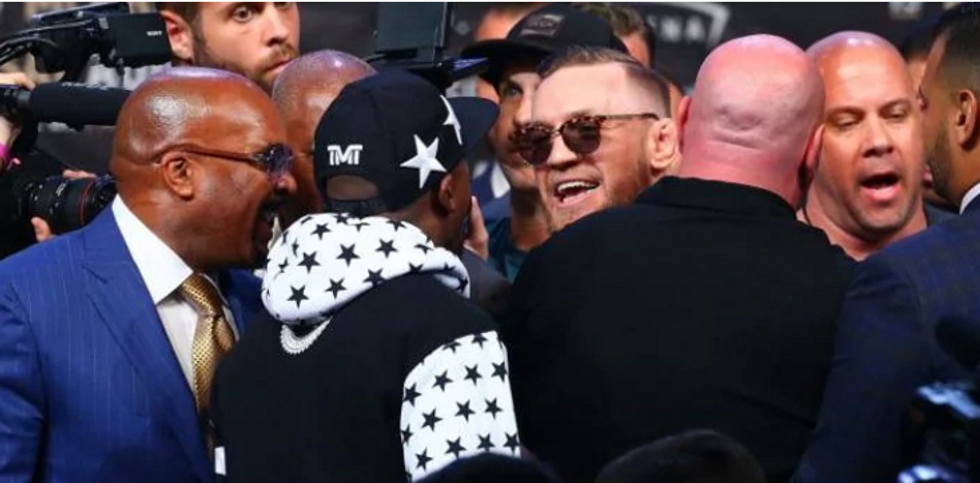 mayweather mc gregor 1