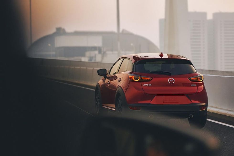 Mazda foto 2