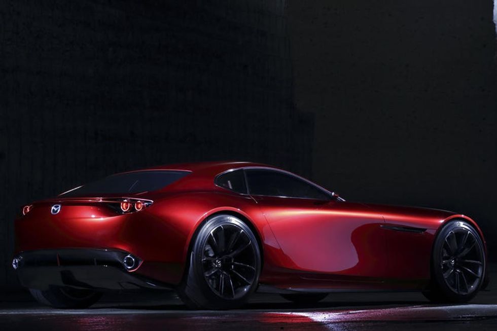 Mazda foto 2