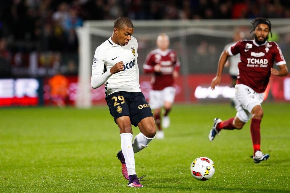 Mbappe në një ndeshje kampionale në Ligue 1
