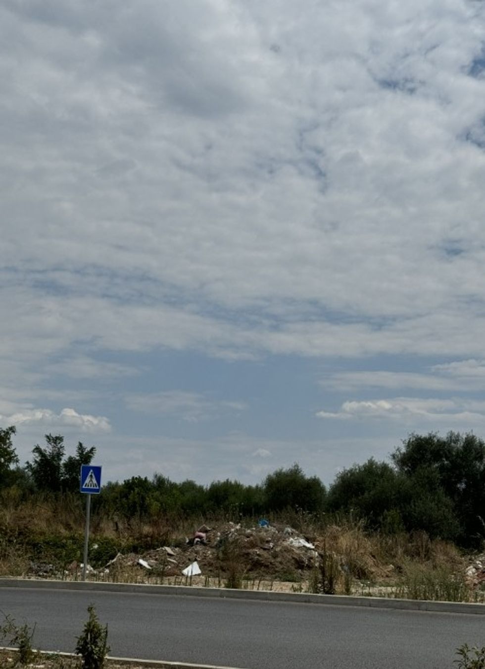 Mbeturinat Rruga Bujar Roka 2 2