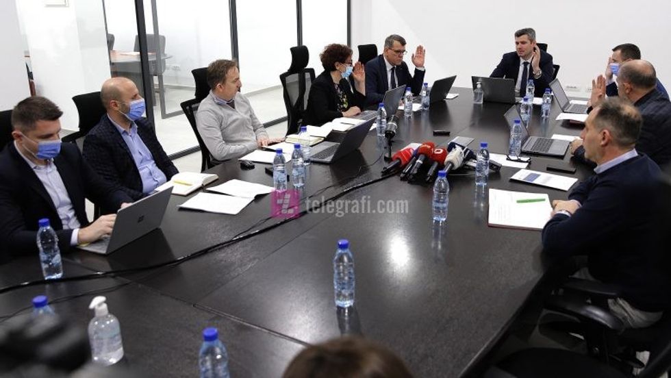 Mbledhja e trete e Bordit te ZRrE se foto Ridvan Slivova 8 1