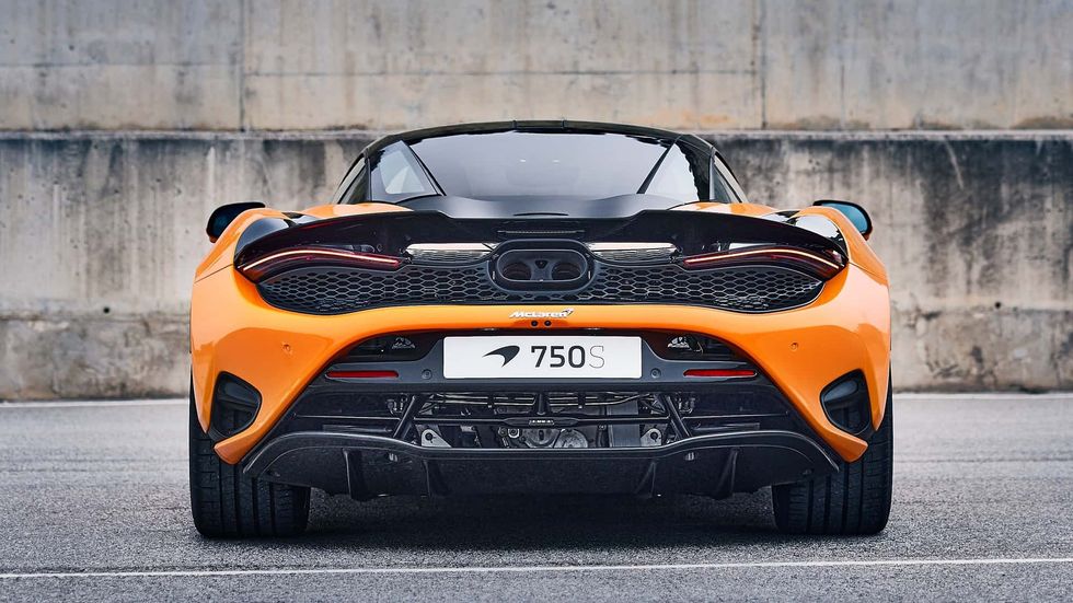 mclaren 750s coupe rear